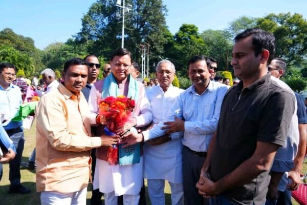 मुख्यमंत्री धामी से मंत्रियों, विधायकों और वरिष्ठ अधिकारियों ने की मुलाकात, दीपावली की दीं हार्दिक शुभकामनाएं