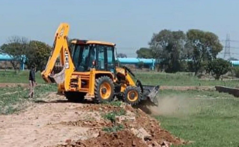 MDDA की अवैध निर्माण और प्लॉटिंग पर कार्रवाई जारी