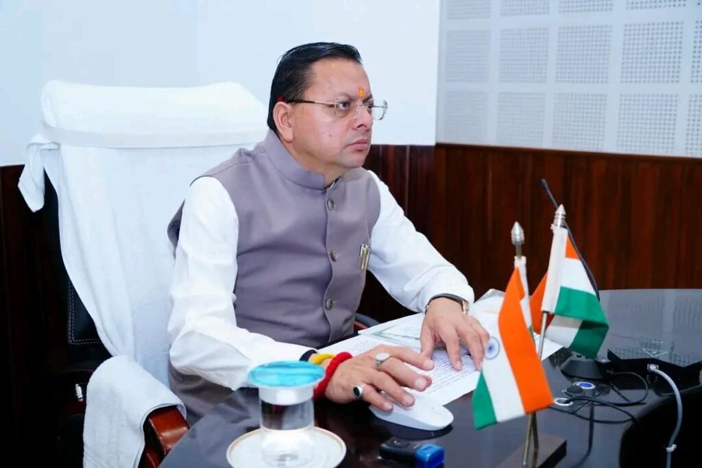 CM धामी ने श्रमिक सेवा मोबाइल ऐप किया लॉन्च, 8005 श्रमिकों को DBT से ₹17 करोड़ वितरित