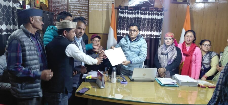 तपोवन विष्णुगाड परियोजना पर गतिरोध बरकरार : ग्रामीणों-एनटीपीसी की त्रिपक्षीय वार्ता बेनतीजा, छह दिन से काम ठप