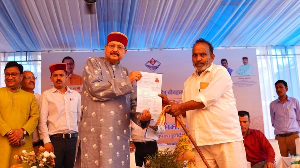सतपुली में जनसुनवाई एवं बहुउद्देशीय शिविर संपन्न, कैबिनेट मंत्री ने सुनीं जनता की समस्याएं