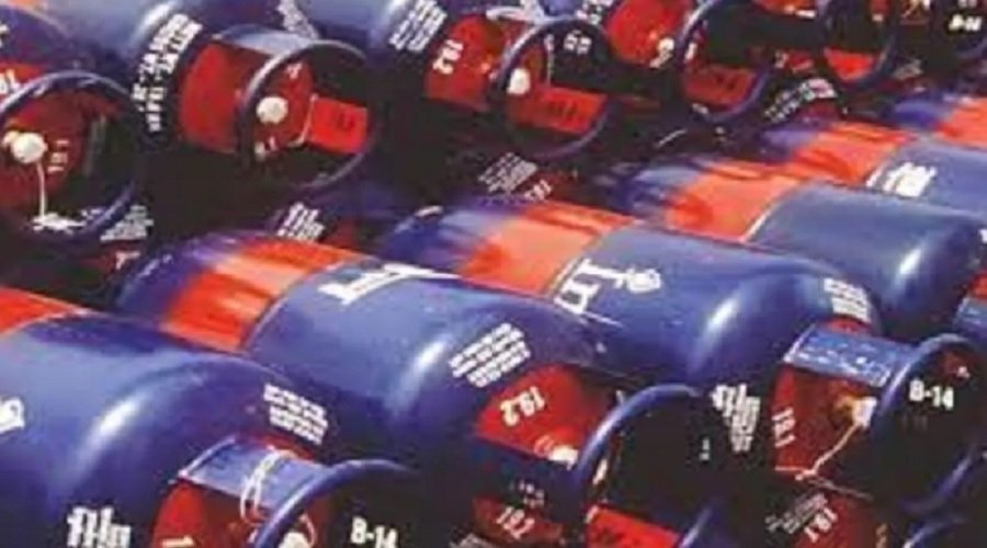LPG उपभोक्ताओं को राहत, e-KYC की समयसीमा 23 अगस्त तक बढ़ी; सर्वर की दिक्कत से बढ़ी परेशानी