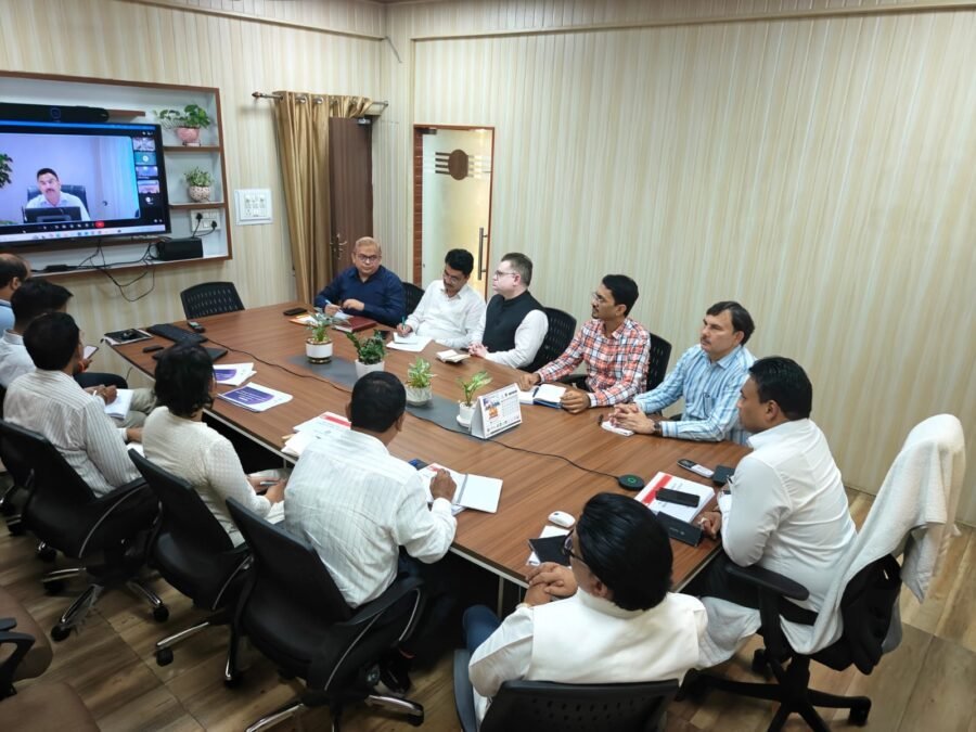 सचिव डॉ. आर राजेश कुमार ने कसी विकास प्राधिकरणों की लगाम, मास्टर प्लान से RERA तक कार्यों की समीक्षा, अधिकारियों को दिए दिशा-निर्देश